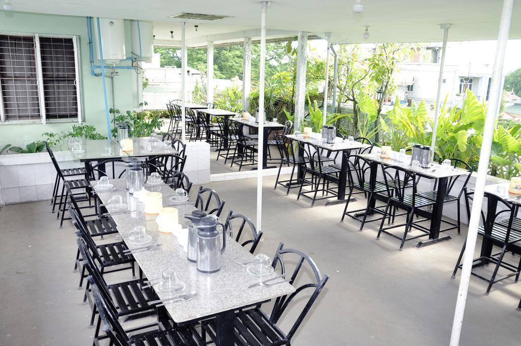 A.D.1Hotel Mandalay Exterior foto